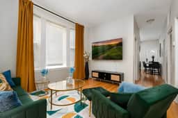 15 mins DT| HumboldtPark Gem | Sleeps 8 | FreePark