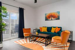 20mins DT Indy| Sleeps 5 | Radiant Vibes Spacious
