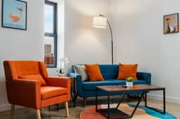 Artistic Loft Rooftop  | 13 mins DT | 4 mins Lake