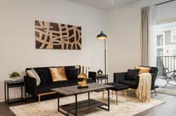 20 mins DT| Sleeps 5 | Illustrious Haven Spacious Gym