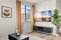 Walk to Old Town | 12mins PHX | 2BR Pool King Bed A