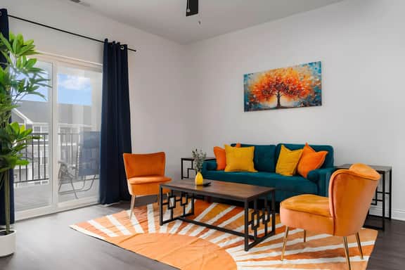 20mins DT Indy| Sleeps 5 | Radiant Vibes Spacious