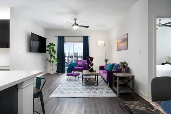 20 mins DT | Sleeps 5 | Purple Rain Spacious Gym