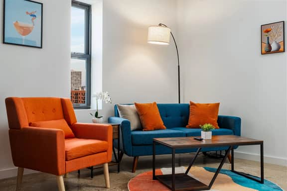 Artistic Loft Rooftop  | 13 mins DT | 4 mins Lake