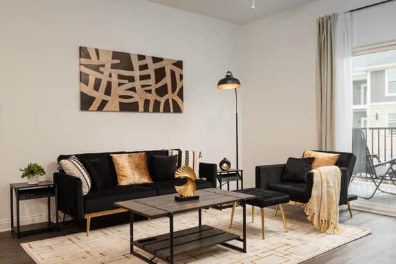 20 mins DT| Sleeps 5 | Illustrious Haven Spacious Gym